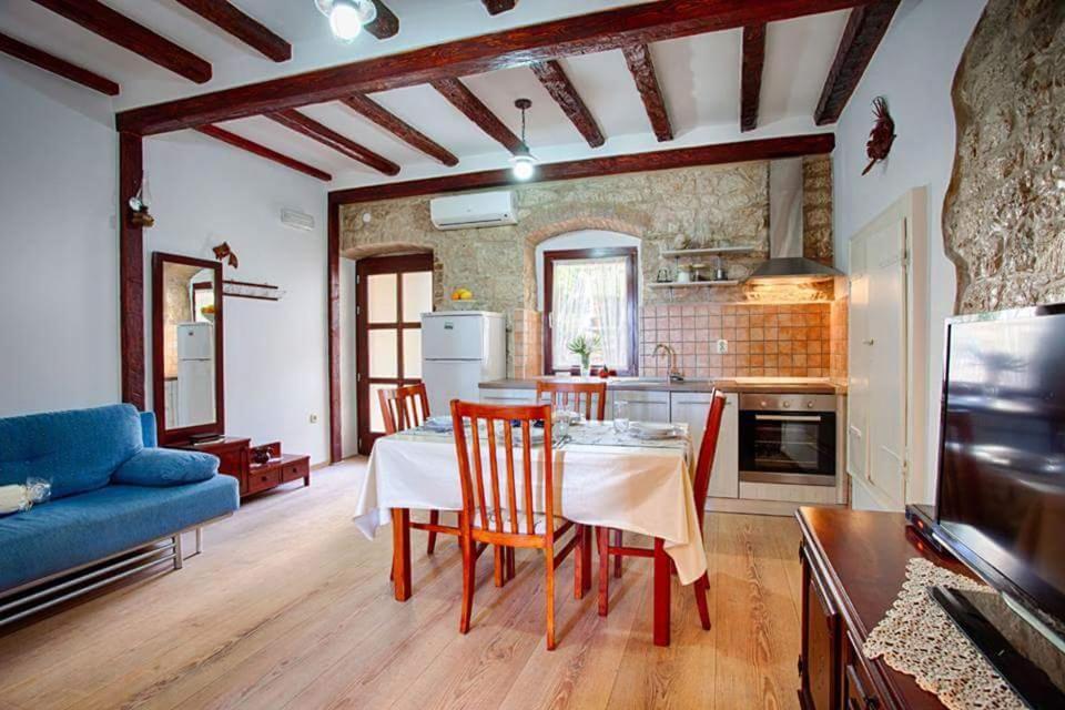 Apartment Domina Vis Kültér fotó